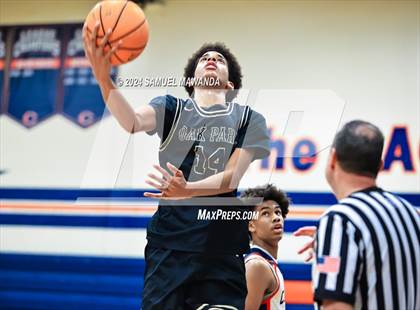 Thumbnail 2 in Chaminade vs Oak Park (9th Annual west valley Boys Basketball Tip-off Classic) photogallery.