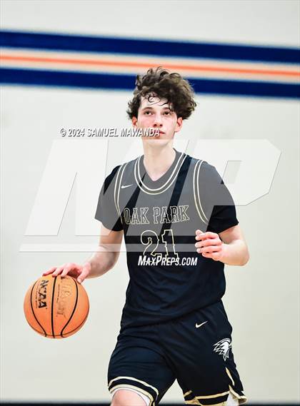 Thumbnail 2 in Chaminade vs Oak Park (9th Annual west valley Boys Basketball Tip-off Classic) photogallery.