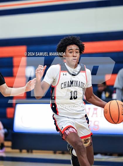 Thumbnail 3 in Chaminade vs Oak Park (9th Annual west valley Boys Basketball Tip-off Classic) photogallery.