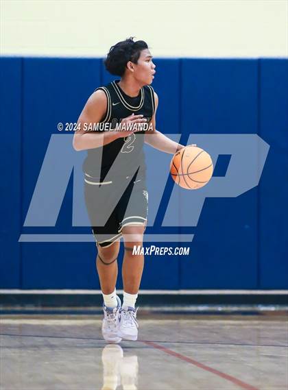 Thumbnail 3 in Chaminade vs Oak Park (9th Annual west valley Boys Basketball Tip-off Classic) photogallery.