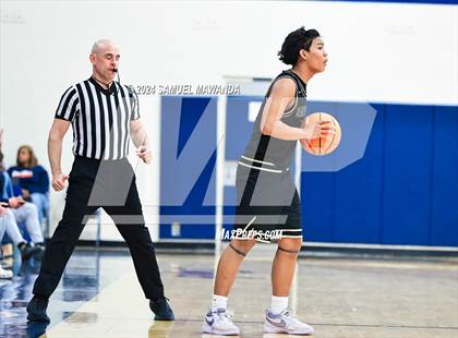 Thumbnail 2 in Chaminade vs Oak Park (9th Annual west valley Boys Basketball Tip-off Classic) photogallery.