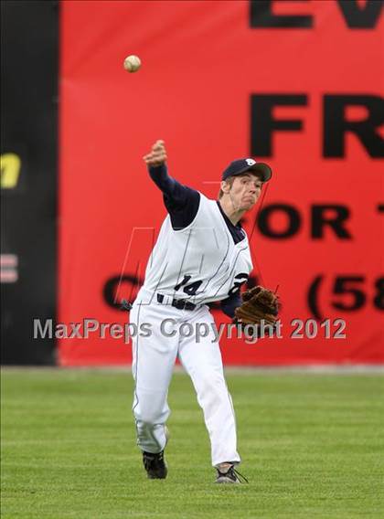 Thumbnail 1 in Sutherland @ Batavia photogallery.