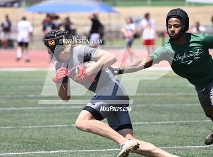 Thumbnail 3 in Inglewood vs. Mission Viejo (South County Tournament) photogallery.