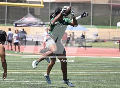 Thumbnail 3 in Inglewood vs. Mission Viejo (South County Tournament) photogallery.
