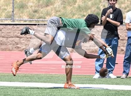 Thumbnail 3 in Inglewood vs. Mission Viejo (South County Tournament) photogallery.