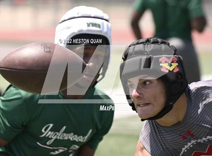 Thumbnail 1 in Inglewood vs. Mission Viejo (South County Tournament) photogallery.