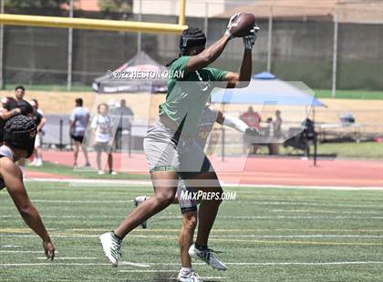 Thumbnail 1 in Inglewood vs. Mission Viejo (South County Tournament) photogallery.