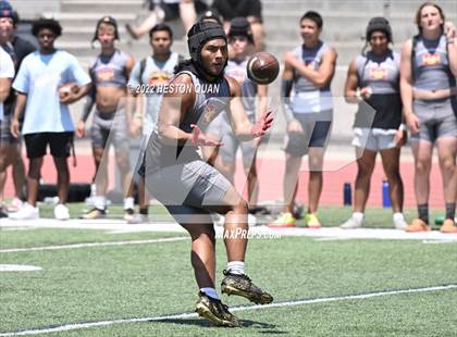 Thumbnail 1 in Inglewood vs. Mission Viejo (South County Tournament) photogallery.