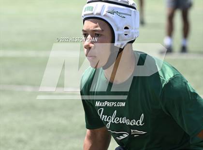 Thumbnail 3 in Inglewood vs. Mission Viejo (South County Tournament) photogallery.