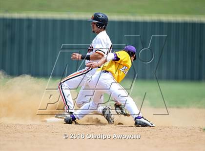 Thumbnail 3 in Richardson vs. Rockwall (UIL Class 6A Area Playoff) photogallery.