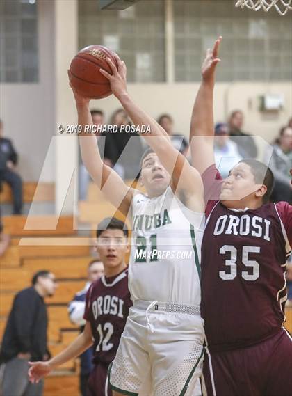 Thumbnail 2 in Orosi @ Dinuba (Andrew Bedoya Holiday Classic) photogallery.