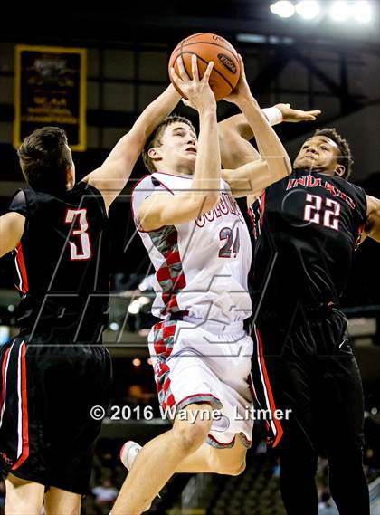 Thumbnail 3 in Holy Cross vs Dixie ( Opening Round Ninth Region) photogallery.