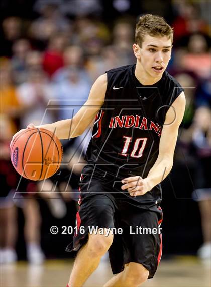 Thumbnail 3 in Holy Cross vs Dixie ( Opening Round Ninth Region) photogallery.