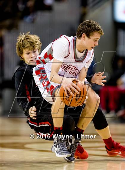 Thumbnail 3 in Holy Cross vs Dixie ( Opening Round Ninth Region) photogallery.