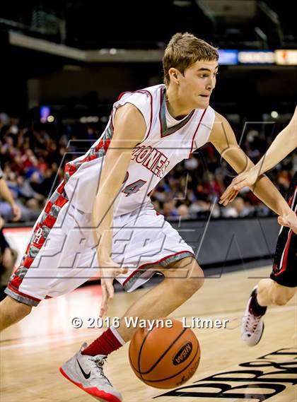 Thumbnail 2 in Holy Cross vs Dixie ( Opening Round Ninth Region) photogallery.