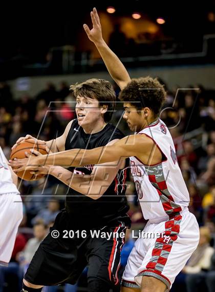Thumbnail 1 in Holy Cross vs Dixie ( Opening Round Ninth Region) photogallery.