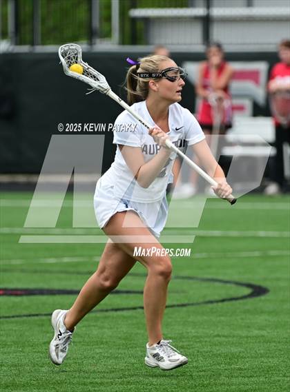 Thumbnail 2 in Sacred Heart Academy vs. Lauralton Hall (CIAC Class S Final) photogallery.