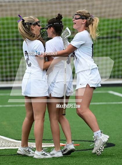 Thumbnail 3 in Sacred Heart Academy vs. Lauralton Hall (CIAC Class S Final) photogallery.