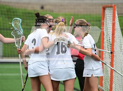 Thumbnail 2 in Sacred Heart Academy vs. Lauralton Hall (CIAC Class S Final) photogallery.