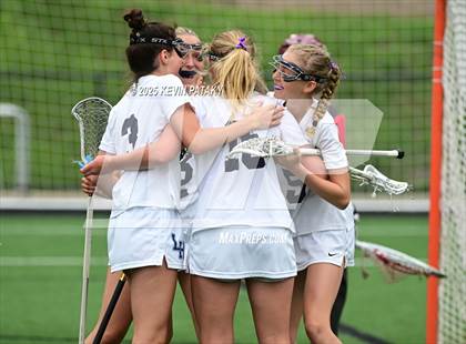 Thumbnail 1 in Sacred Heart Academy vs. Lauralton Hall (CIAC Class S Final) photogallery.