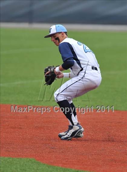 Thumbnail 3 in Mesa Ridge vs. Valor Christian (CHSAA 4A District 5 Playoffs) photogallery.