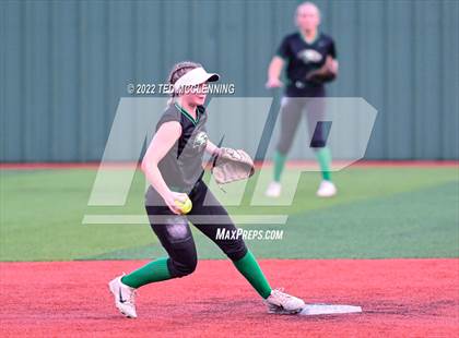 Thumbnail 2 in Benton vs. Greene County Tech (AAA 5A State Final) photogallery.