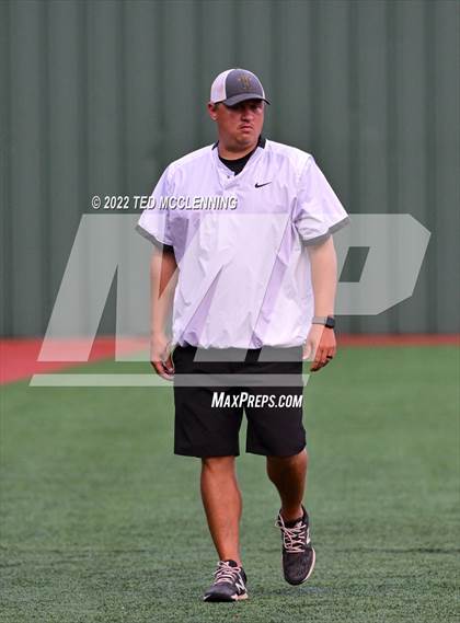 Thumbnail 3 in Benton vs. Greene County Tech (AAA 5A State Final) photogallery.