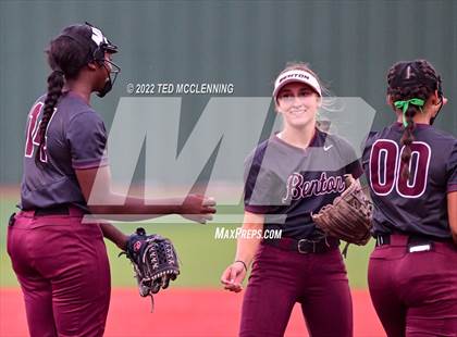 Thumbnail 3 in Benton vs. Greene County Tech (AAA 5A State Final) photogallery.