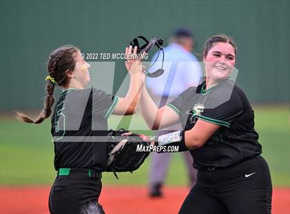 Thumbnail 2 in Benton vs. Greene County Tech (AAA 5A State Final) photogallery.