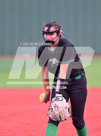 Thumbnail 1 in Benton vs. Greene County Tech (AAA 5A State Final) photogallery.