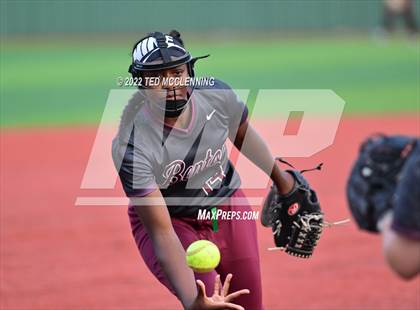 Thumbnail 2 in Benton vs. Greene County Tech (AAA 5A State Final) photogallery.