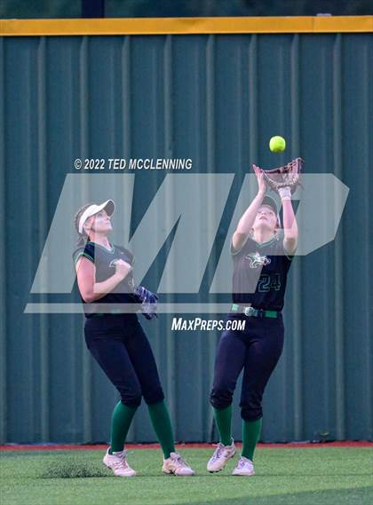 Thumbnail 2 in Benton vs. Greene County Tech (AAA 5A State Final) photogallery.