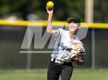 Thumbnail 3 in Archbishop Mitty vs Sequoia (CIF CCS Open Division Quarterfinal)  photogallery.