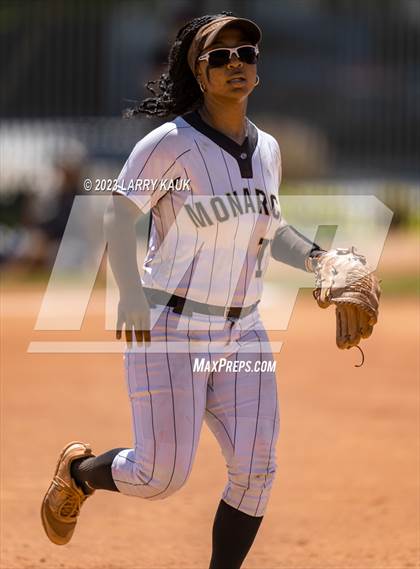 Thumbnail 3 in Archbishop Mitty vs Sequoia (CIF CCS Open Division Quarterfinal)  photogallery.