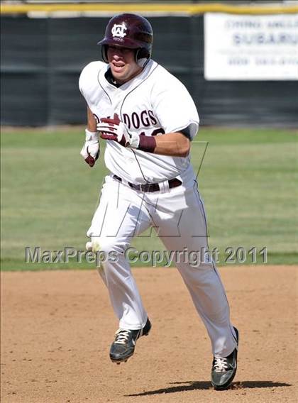 Thumbnail 3 in West Covina vs. Damien photogallery.