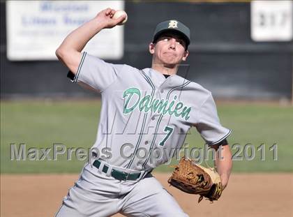 Thumbnail 2 in West Covina vs. Damien photogallery.