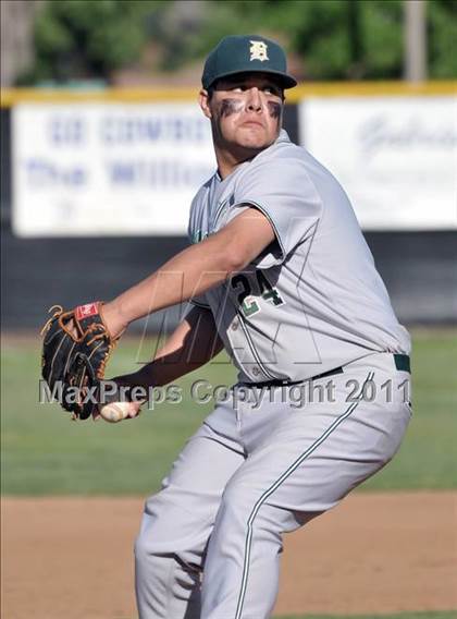Thumbnail 3 in West Covina vs. Damien photogallery.