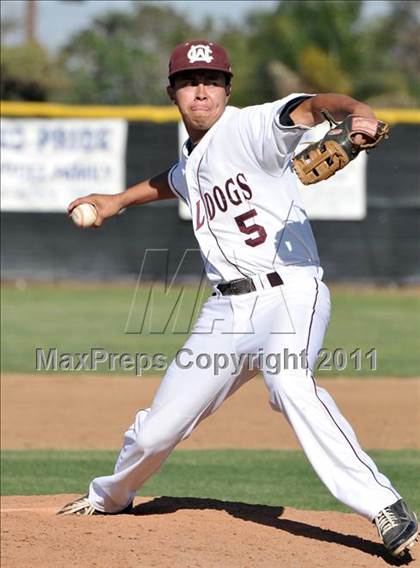 Thumbnail 2 in West Covina vs. Damien photogallery.