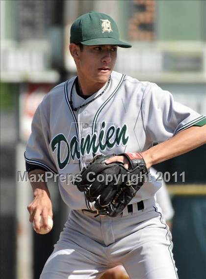 Thumbnail 3 in West Covina vs. Damien photogallery.