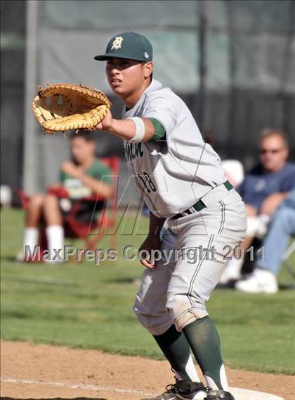 Thumbnail 3 in West Covina vs. Damien photogallery.