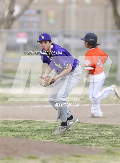 Thumbnail 2 in Lemoore @ Selma photogallery.