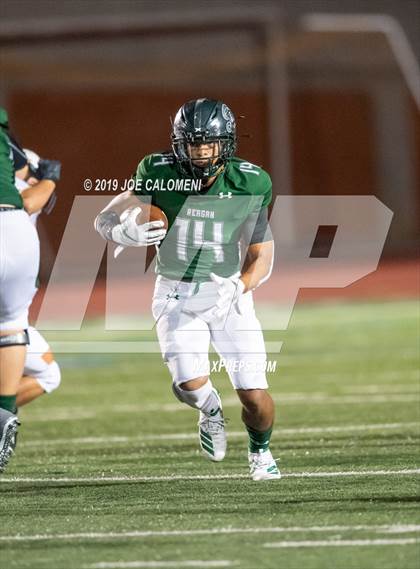 Thumbnail 2 in Madison vs Reagan photogallery.