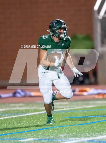 Thumbnail 3 in Madison vs Reagan photogallery.