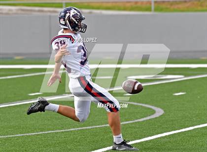 Thumbnail 2 in Great Oak @ Upland photogallery.