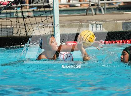 Thumbnail 3 in Moreau Catholic vs Oakdale (Battle of the Bay) photogallery.