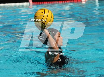 Thumbnail 2 in Moreau Catholic vs Oakdale (Battle of the Bay) photogallery.