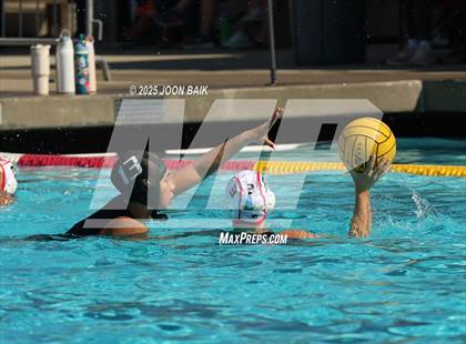 Thumbnail 2 in Moreau Catholic vs Oakdale (Battle of the Bay) photogallery.