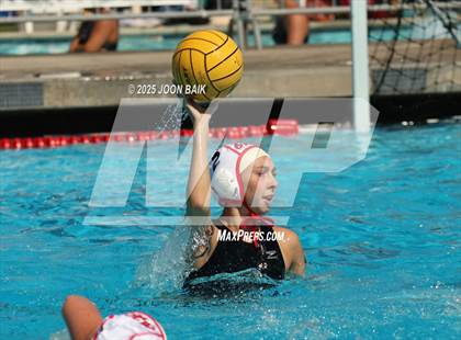 Thumbnail 1 in Moreau Catholic vs Oakdale (Battle of the Bay) photogallery.