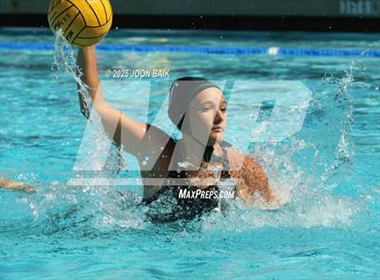 Thumbnail 2 in Moreau Catholic vs Oakdale (Battle of the Bay) photogallery.