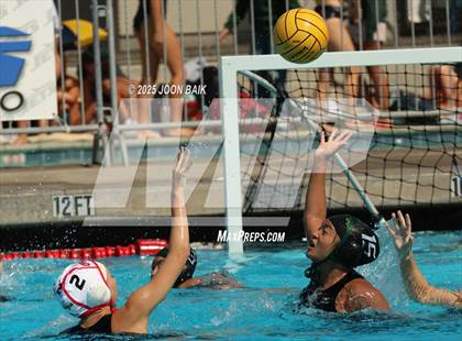Thumbnail 1 in Moreau Catholic vs Oakdale (Battle of the Bay) photogallery.
